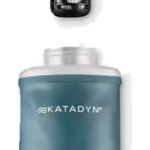 Filtro Katadyn BeFree de 1 litro despiezado: bolsa flexible azul, tapón y cartucho